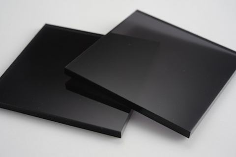 Mica Tấm – Vật Liệu Ứng Dụng Rộng Rãi Trong Quảng Cáo & Công Nghiệp